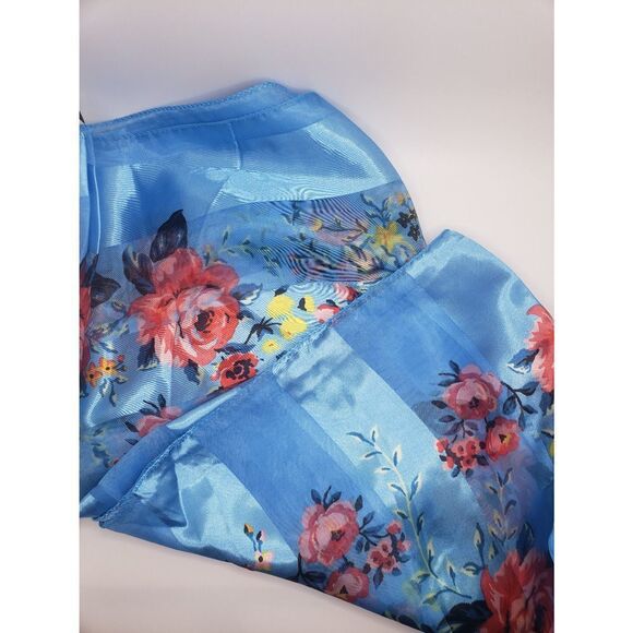 Blue satin floral Paisley scarf - Picture 1 of 3